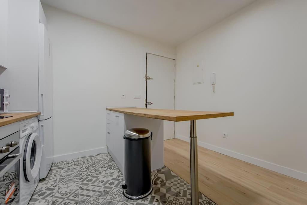Modern Apt 6px En La Plaza De Tirso De Molina Apartment *